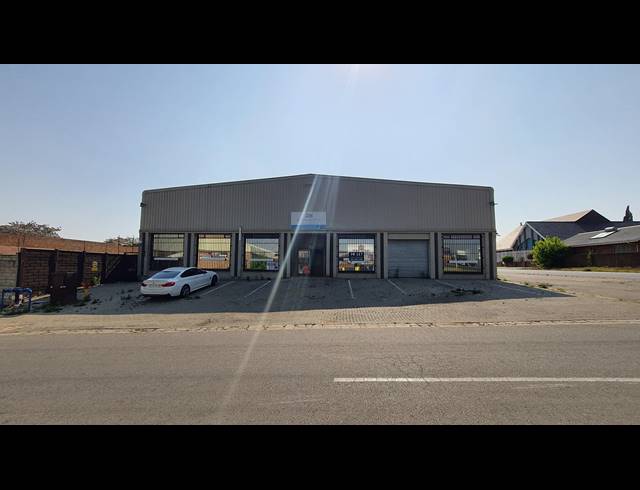 2,266M² WAREHOUSE SOLD IN EASTLEIGH